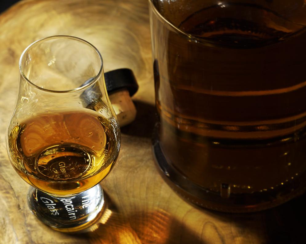 Vína, whisky i známky mohou být skvělou investicí
